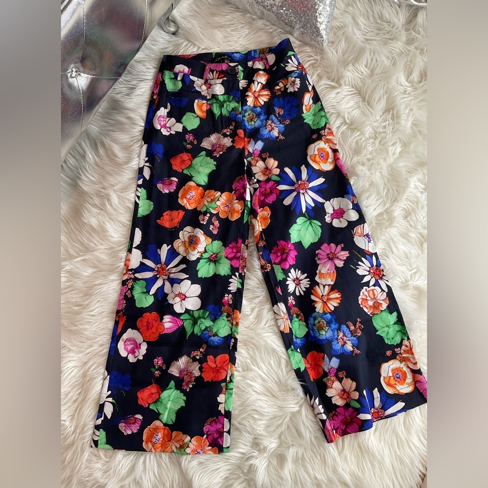 CHARLIE B ❣️Wide leg floral pants - Picture 2 of 10